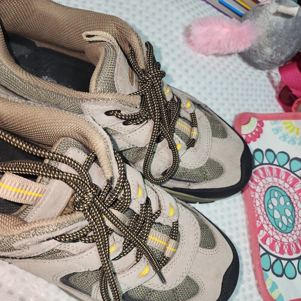 NEVADOS EUC MENS SIZE 9M BOOMERANG II LOW HIKING BROWN OLIVE SHOES - Picture 2 of 11